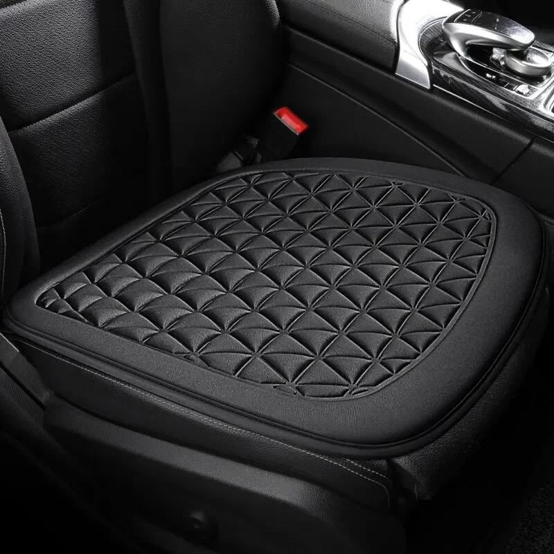 Black square pad